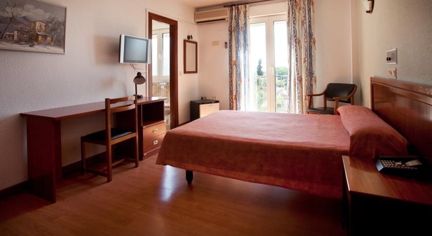 Hotel Olympia Ronda II El Puig  Exterior photo